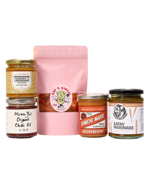 'Three Chilli Oil Recipes' Box by Xien