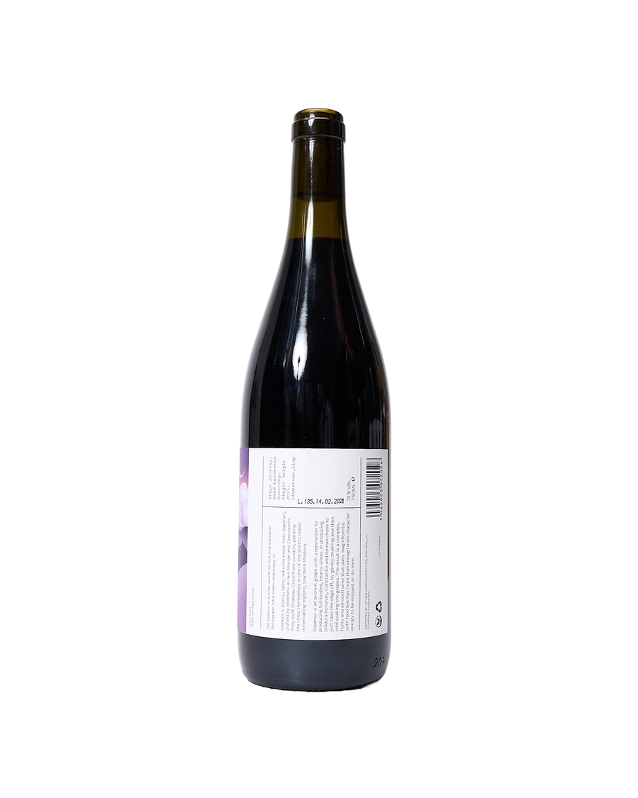 Dóldora: Moldovan Red Wine