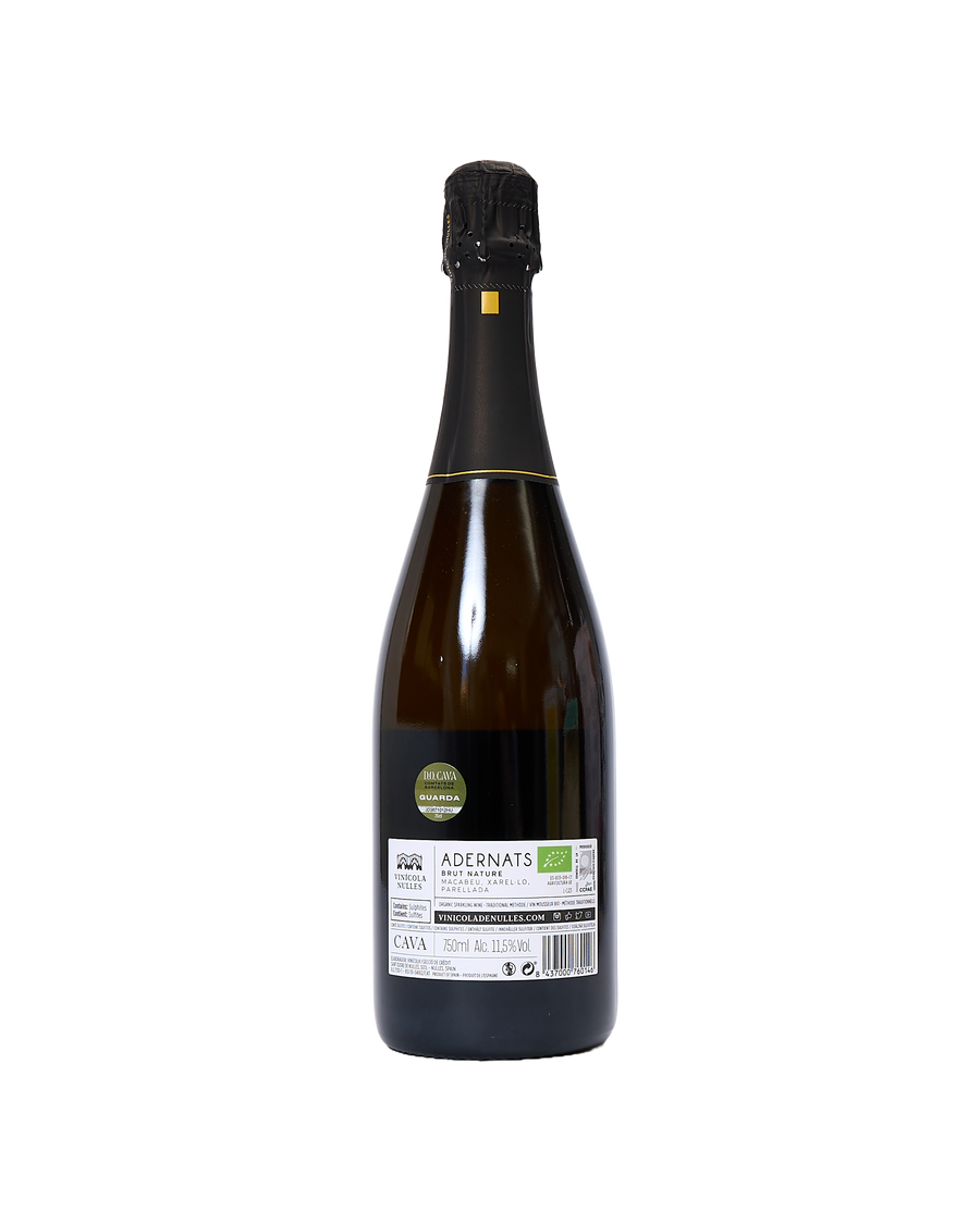 Adenants: Organic Cava Sparkling Wine, Spain