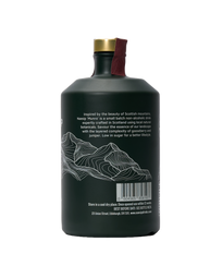 Naesip Munro: Non-Alcoholic Botanical Spirit